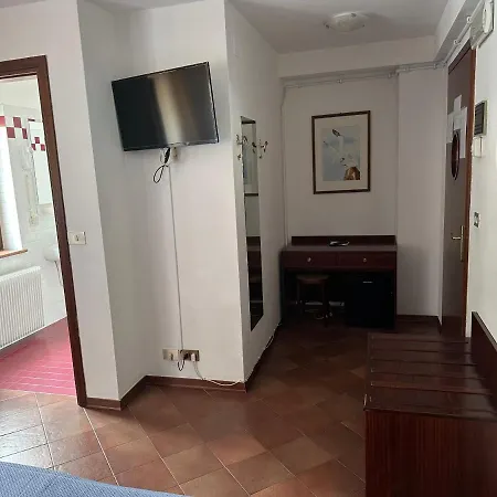 Hotel Alla Citta Di Trieste Grado Exterior photo