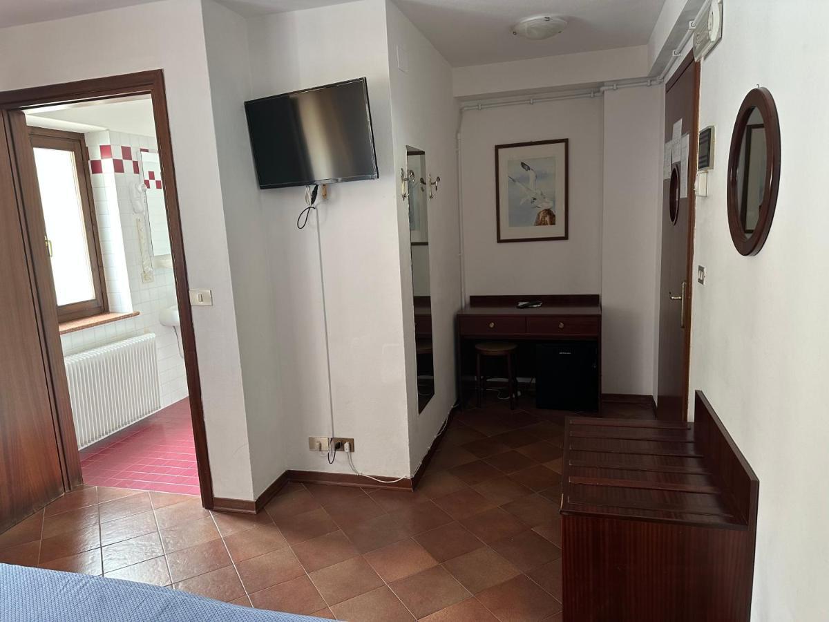 Alla Città Di Trieste 3* Grado